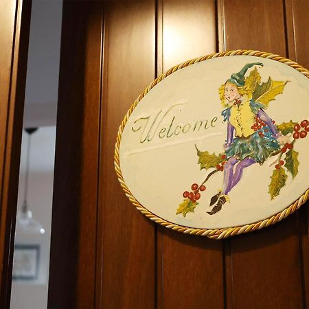 Casa Vacanze L'Acquerello Lari Esterno foto