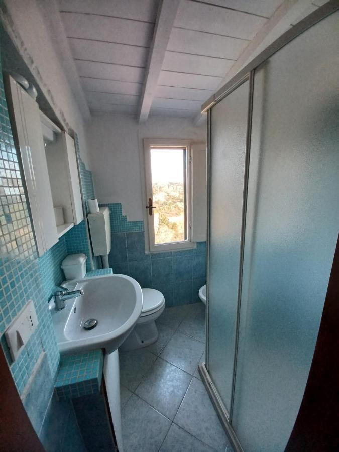 Casa Vacanze L'Acquerello Lari Esterno foto