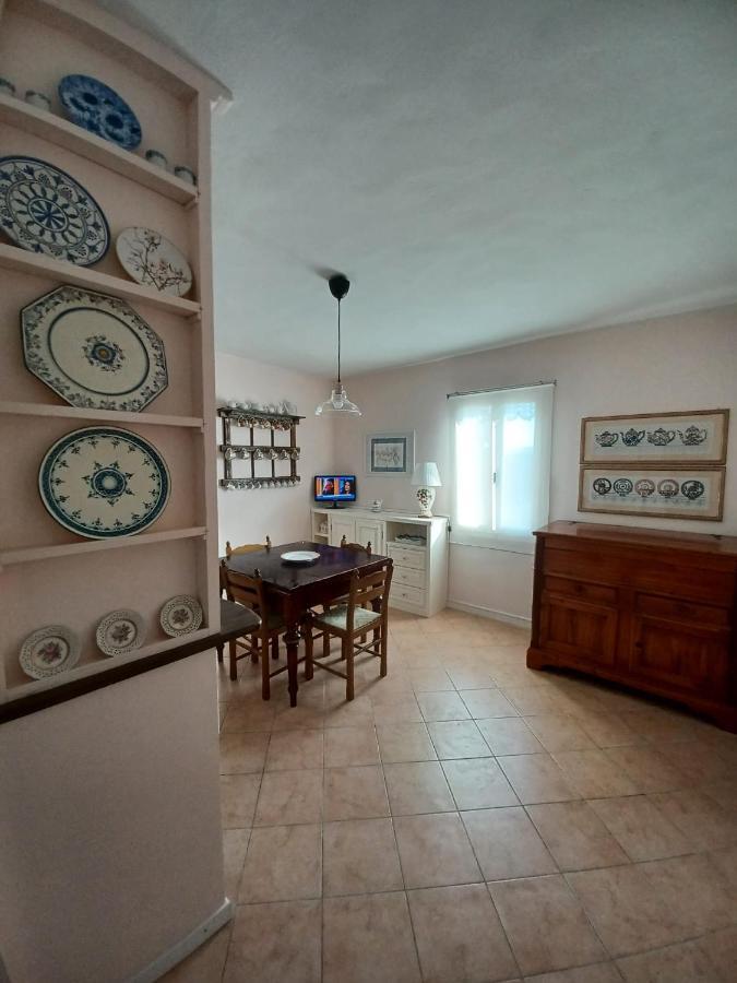 Casa Vacanze L'Acquerello Lari Esterno foto