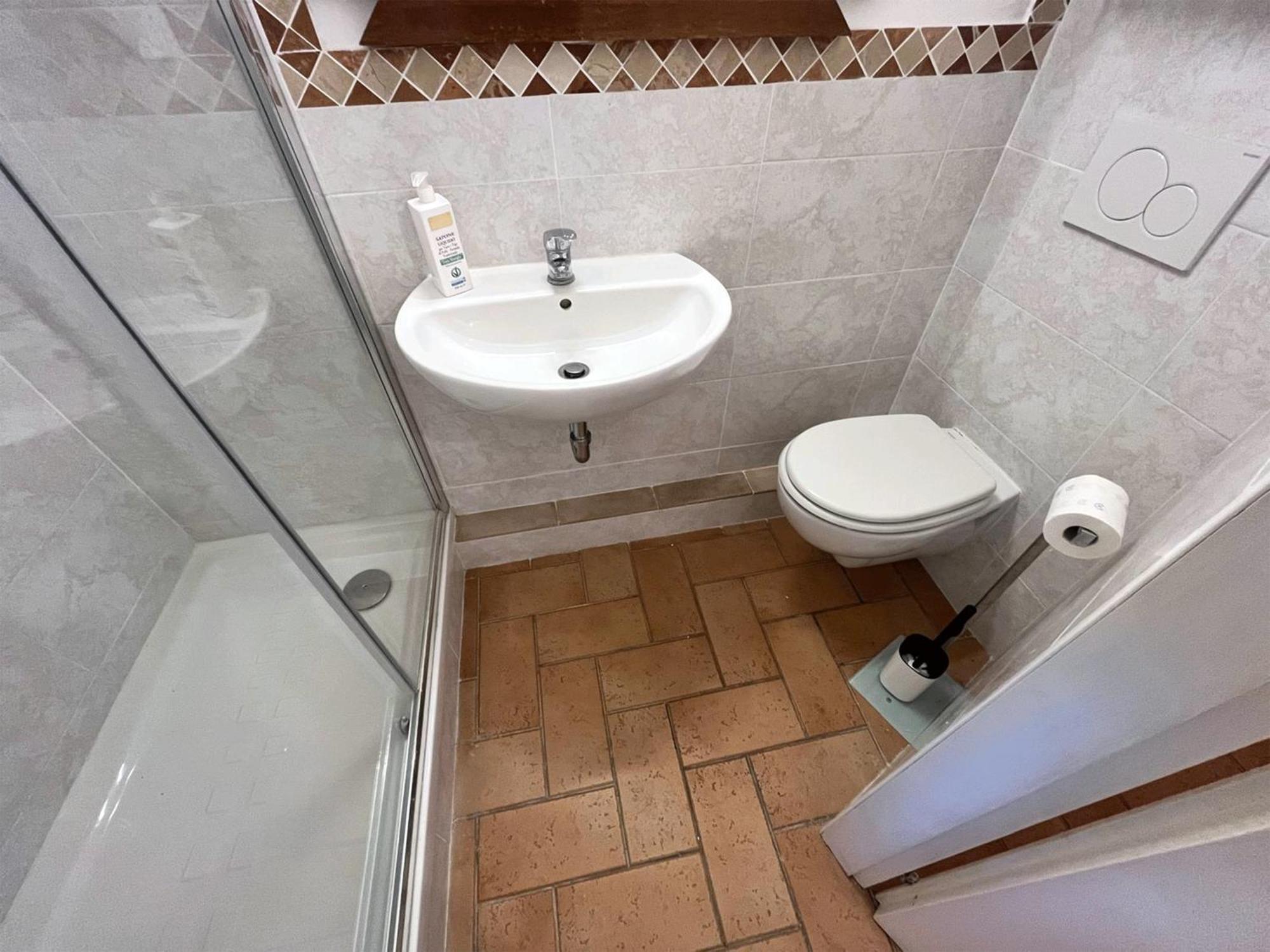 Casa Vacanze L'Acquerello Lari Esterno foto
