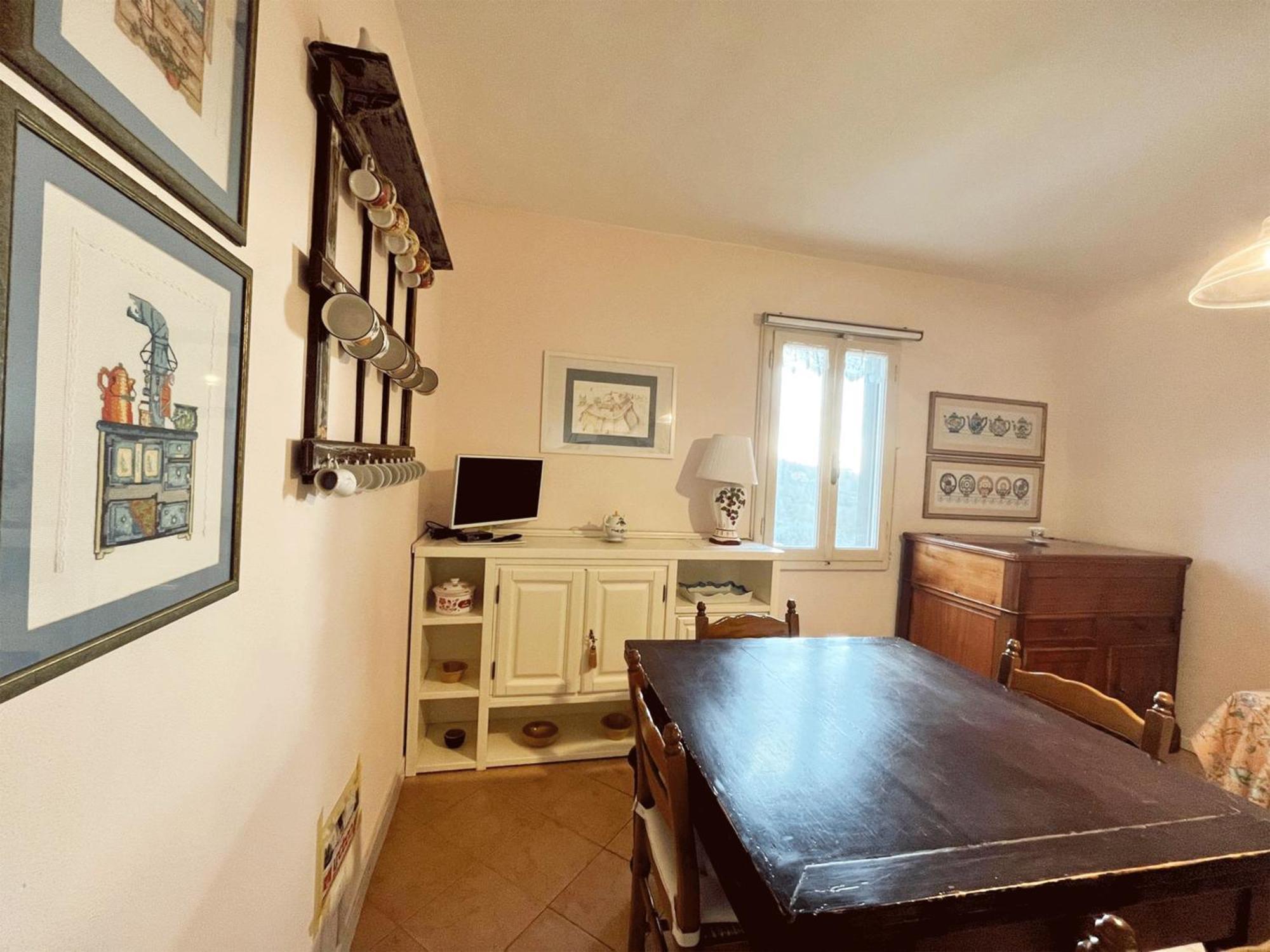 Casa Vacanze L'Acquerello Lari Esterno foto